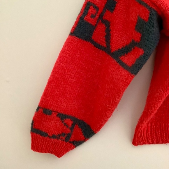 Vintage Abstract Design Drop Sleeve Sweater - Picture 5 of 9